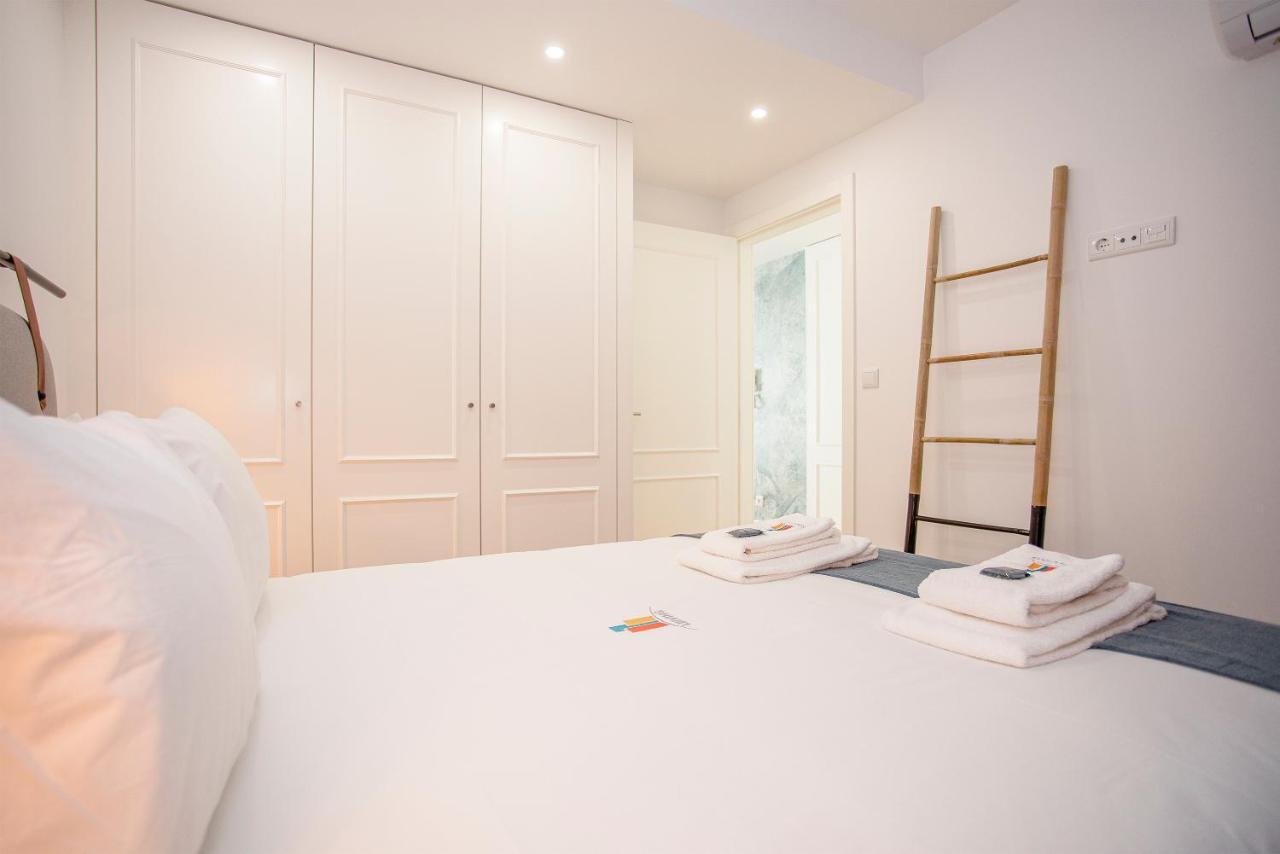 Liiiving In Porto - Flores Design Experience Apartments 외부 사진